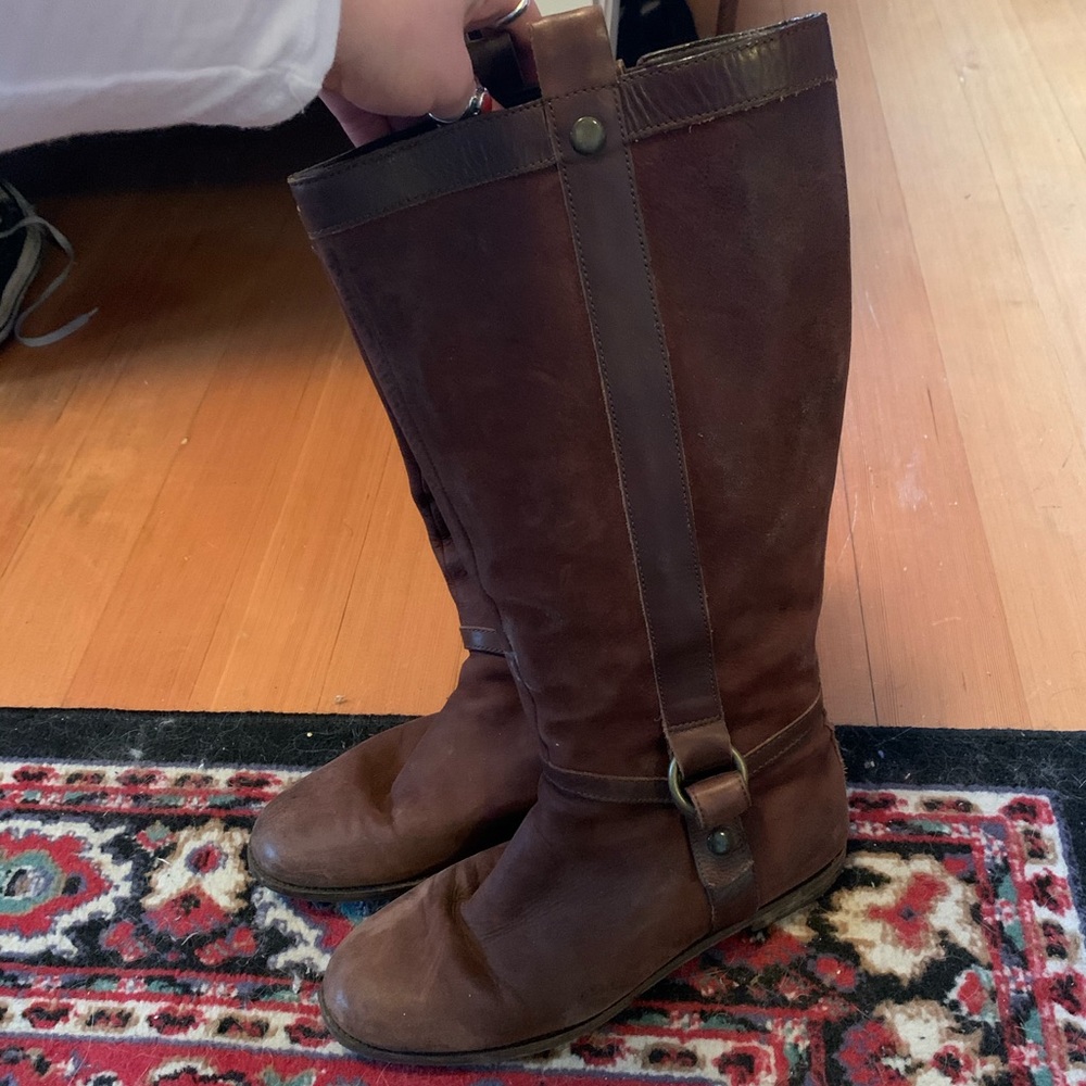 Leather boots